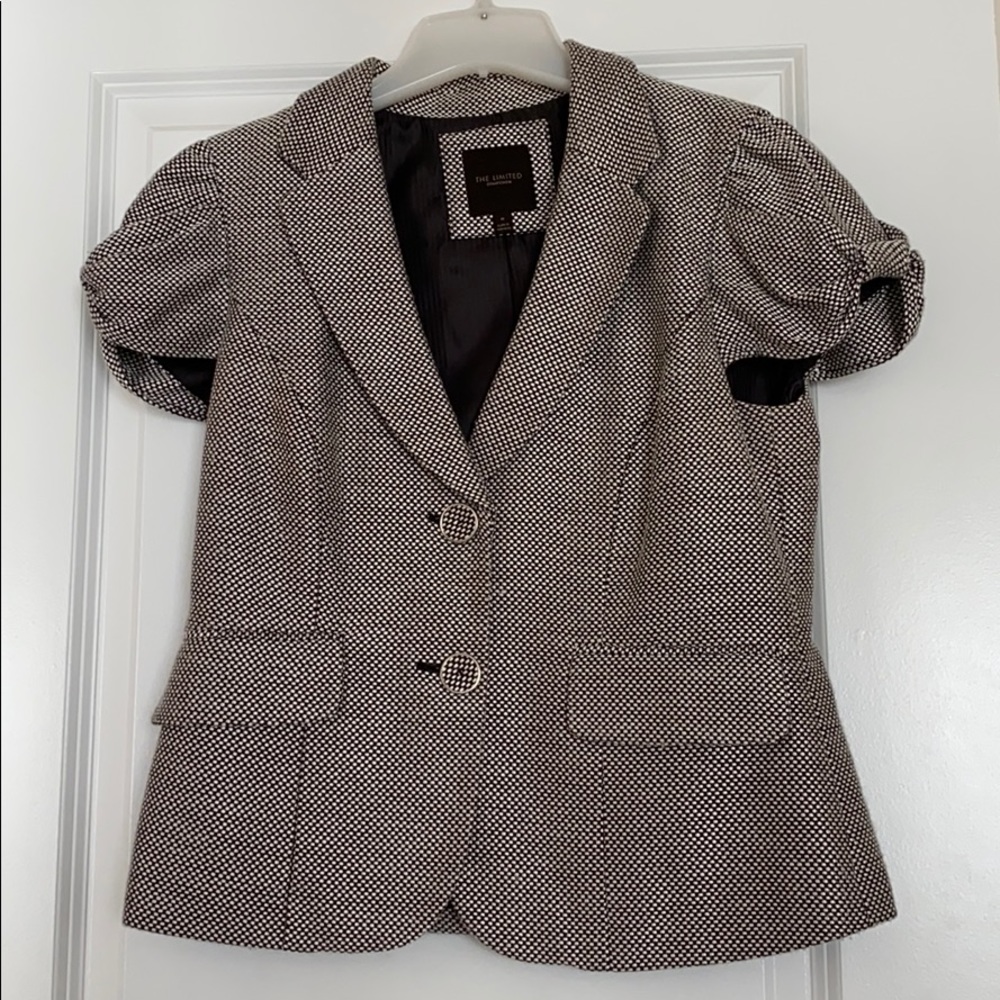 Patterned brown & white blazer